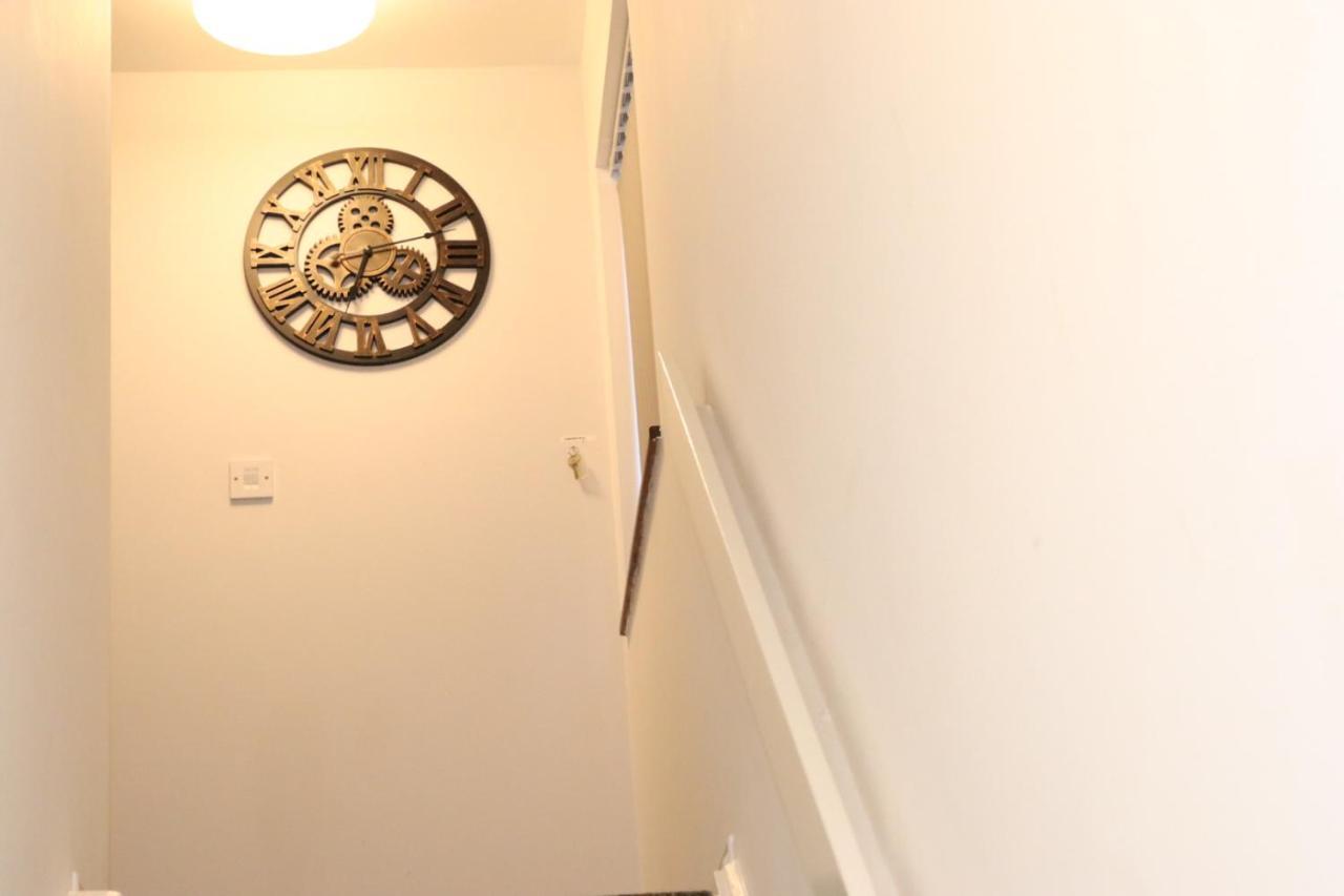 Garland Modern Apartment With Private Garden & Parking Dartford 5 Εξωτερικό φωτογραφία