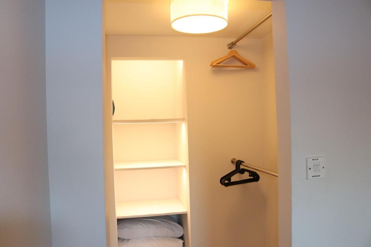 Garland Modern Apartment With Private Garden & Parking Dartford 5 Εξωτερικό φωτογραφία