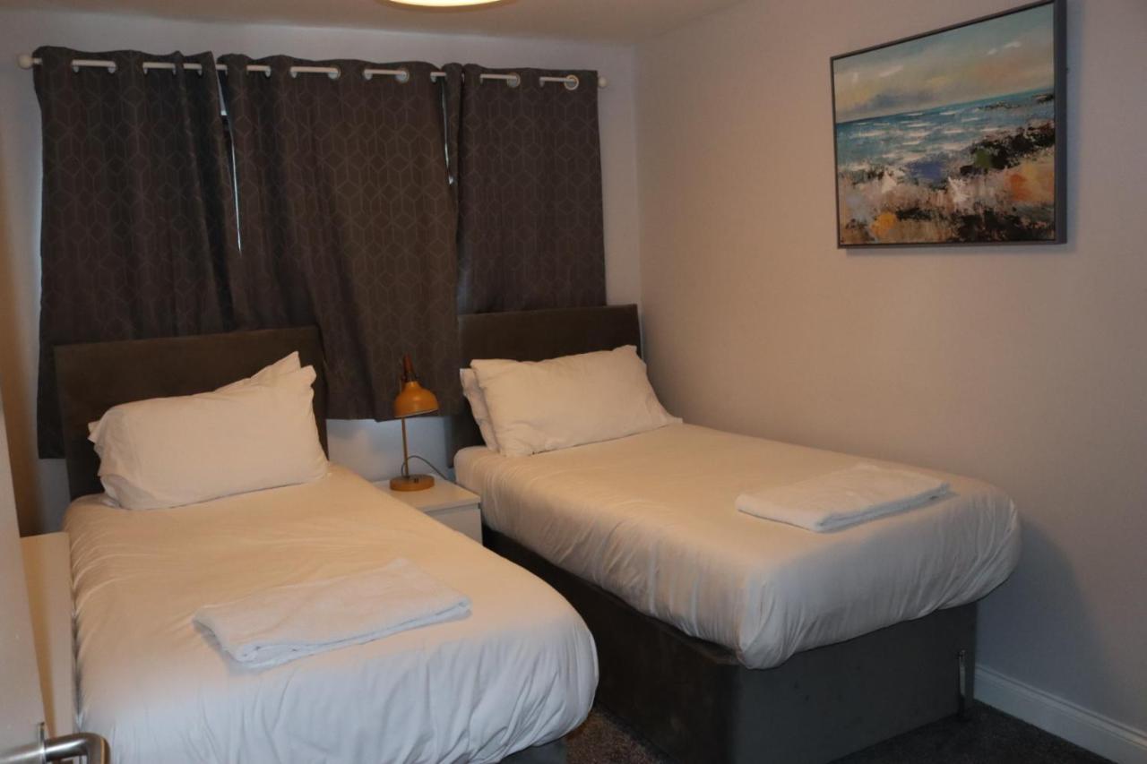 Garland Modern Apartment With Private Garden & Parking Dartford 5 Εξωτερικό φωτογραφία
