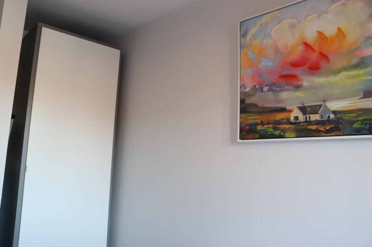 Garland Modern Apartment With Private Garden & Parking Dartford 5 Εξωτερικό φωτογραφία