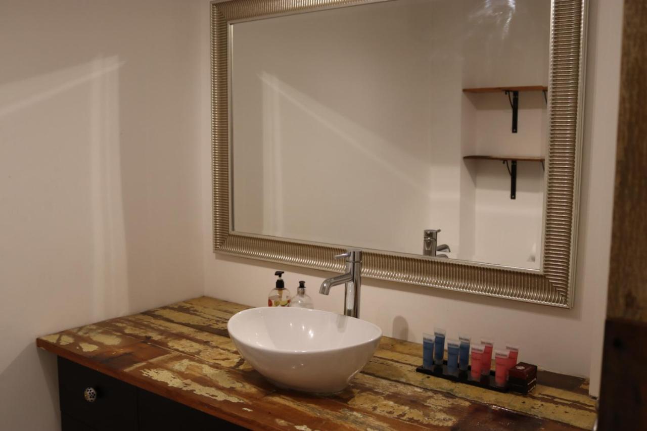 Garland Modern Apartment With Private Garden & Parking Dartford 5 Εξωτερικό φωτογραφία